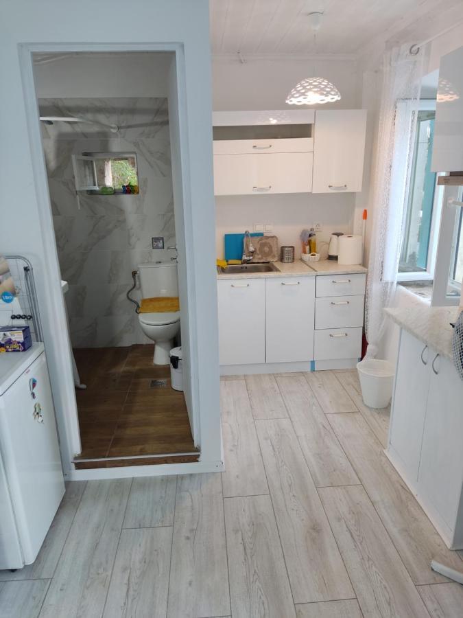 Stathis Guesthouse Fternon Eksteriør bilde